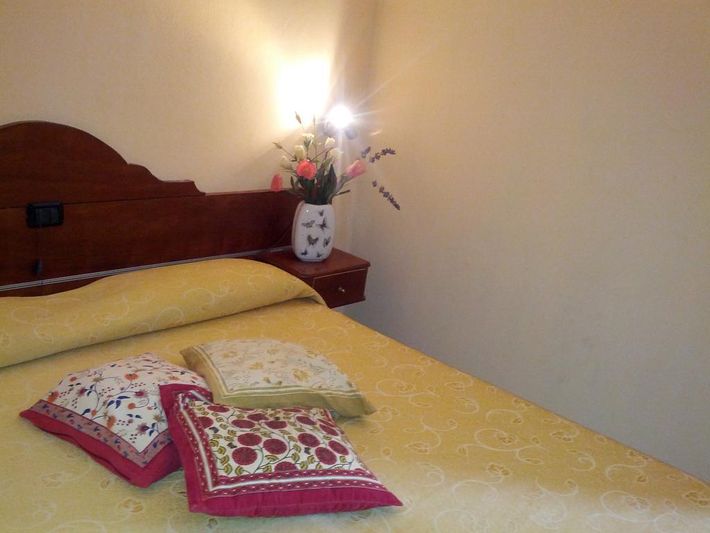 Hotel Il Malandrone Rosignano Marittimo Rum bild
