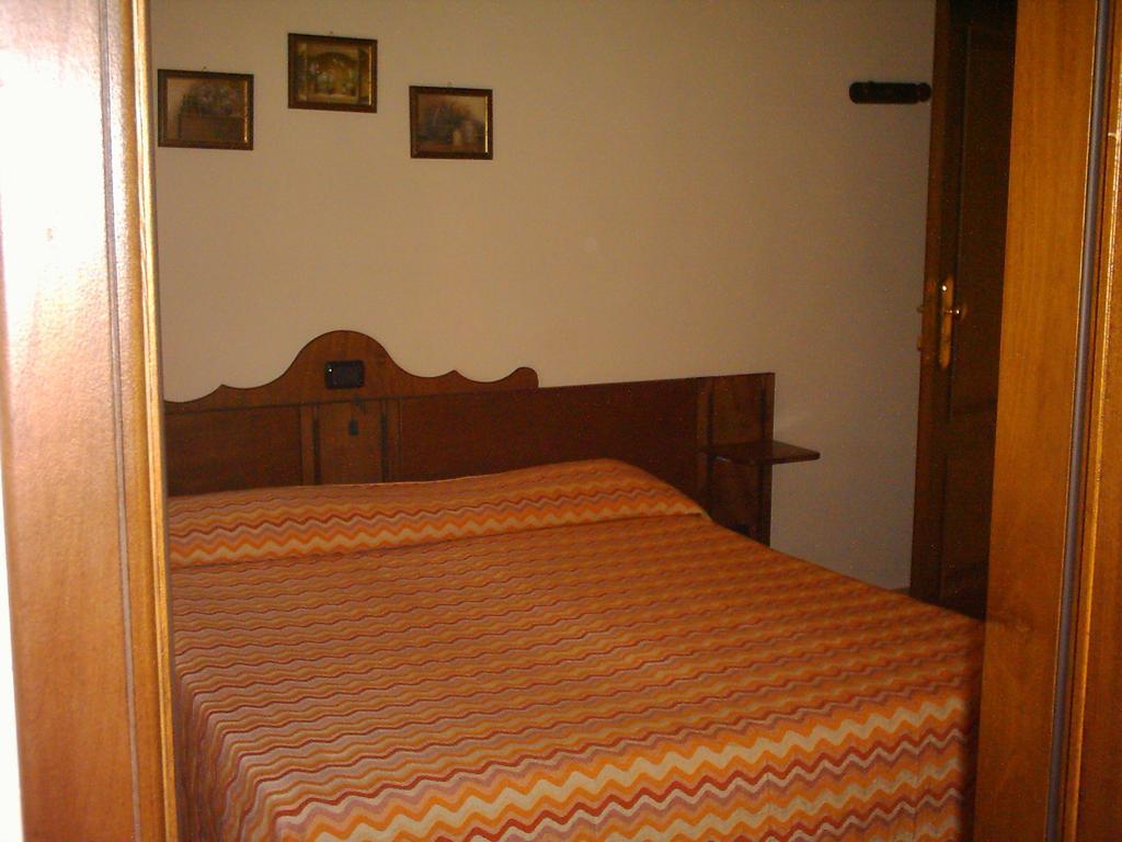 Hotel Il Malandrone Rosignano Marittimo Rum bild